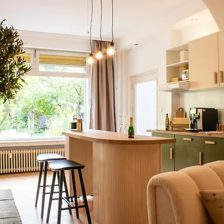 Appartement Mit Terrasse Und Blick Ins Gruene *