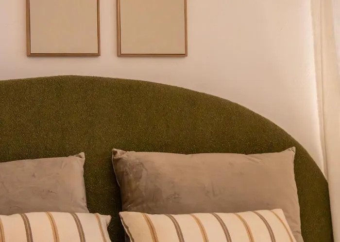 Διαμέρισμα Mit Terrasse Und Blick Ins Gruene